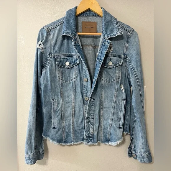 Blank NYC Distressed Denim Jacket Cropped Raw Hem Size S Light Wash Jean Jacket - Picture 3 of 11